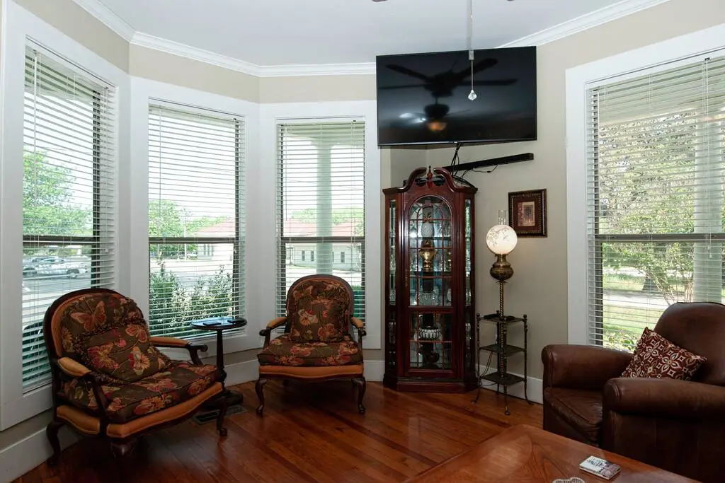 0b8d9296 c31d 4761 8c00 5b32a1c63403.jpg