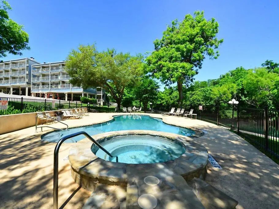 7b5f0657 d150 4042 848b 5346cfdc865b.jpg